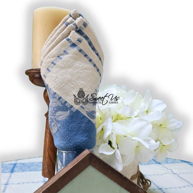 Luxurious Floral Jacquard Cotton Tablecloth Collection - Set of 4 Napkins