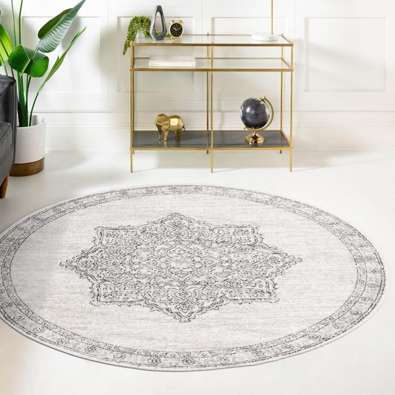 Traditional Jeopok Collection Area Rug