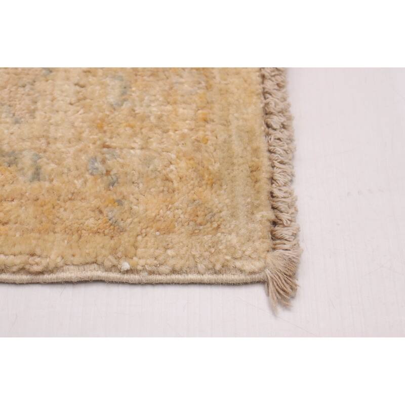 ECARPETGALLERY Hand-knotted Chobi Finest Ivory Wool Rug - 5'11 x 9'1