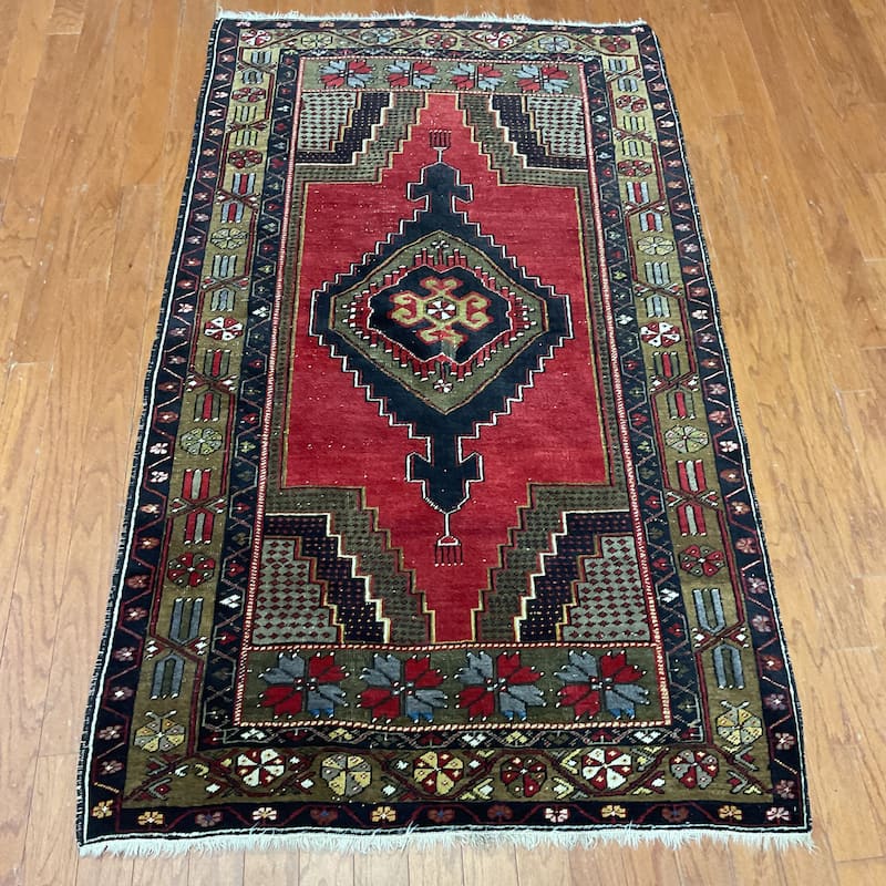 HERAT ORIENTAL Antique Handmade Anatolia Wool Rug - 3'7" x 6'2"