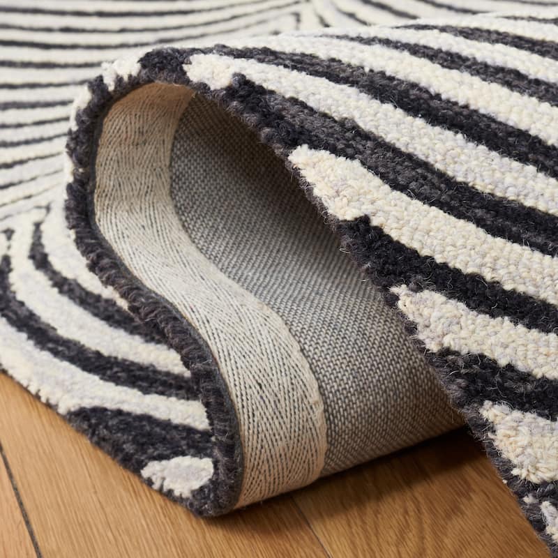 SAFAVIEH Handmade Metro Epiphanie Stripe Wool Rug