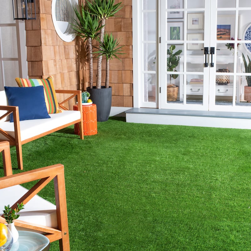SAFAVIEH Vista Dzidra Turf Landscape Indoor/ Outdoor Waterproof Area Rug