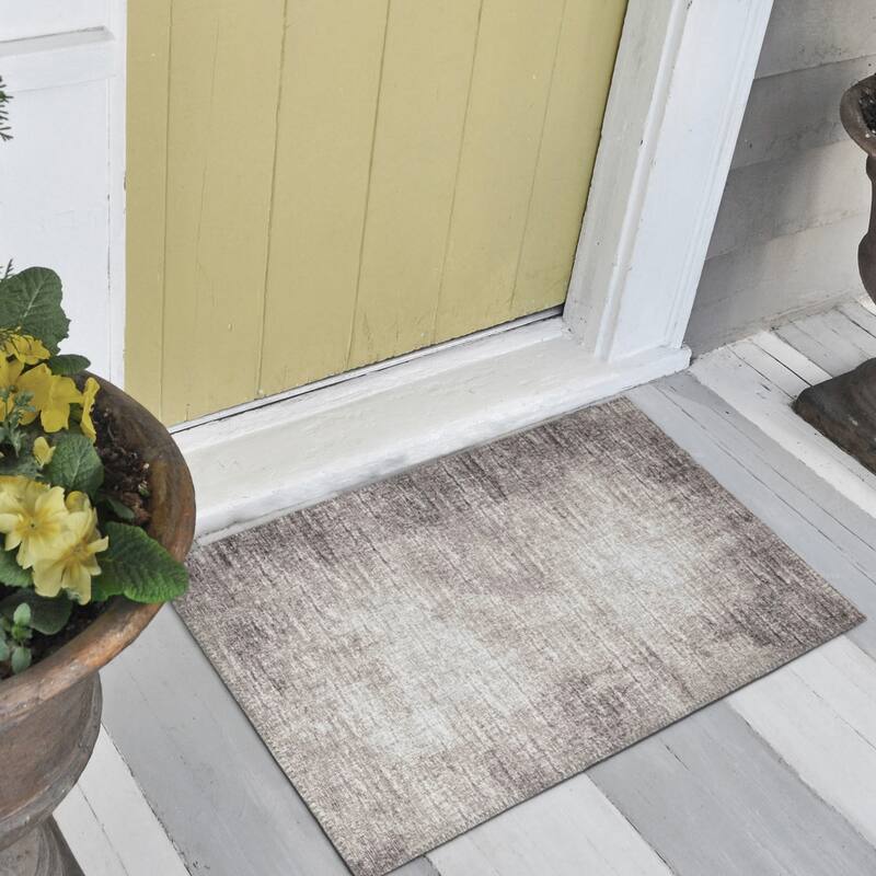 Indoor/Outdoor Rylee Modern Bordered Washable Rug - 1'8" x 2'6" - Mocha
