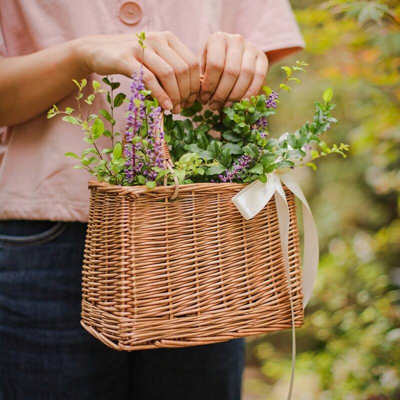RusticReach Willow Carry Basket Bag