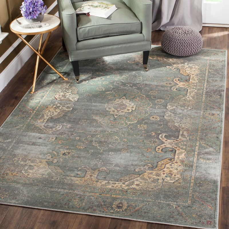SAFAVIEH Vintage Distressed Boho Hanna Oriental Rug - 3'3" x 5'7" - Grey/Multi