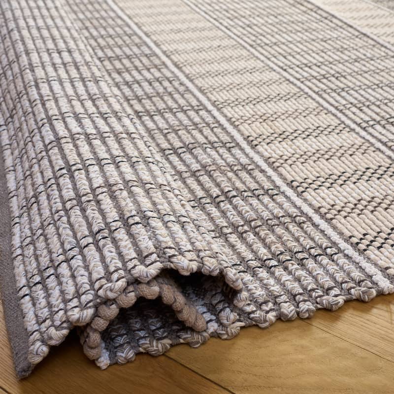 SAFAVIEH Handmade Braided Ladan Cotton Rug