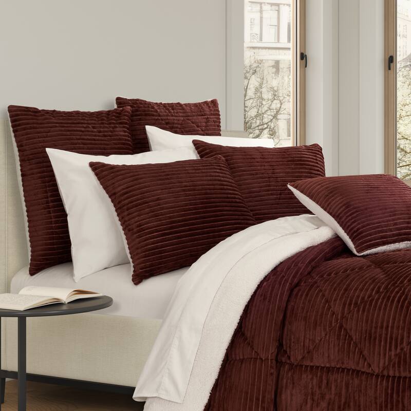 J. Queen New York Everett Euro Sham