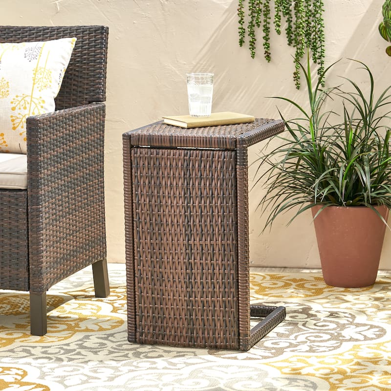 BUCHAREST END table