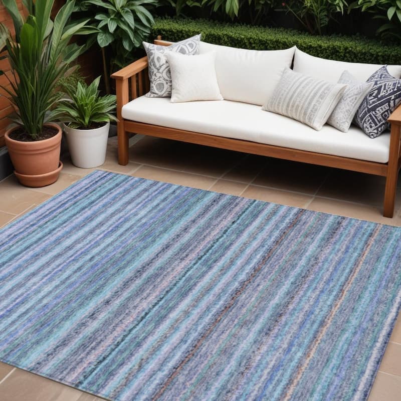 HomeRoots Striped Transitional Rectangle Outdoor Rug - 10' X 14'