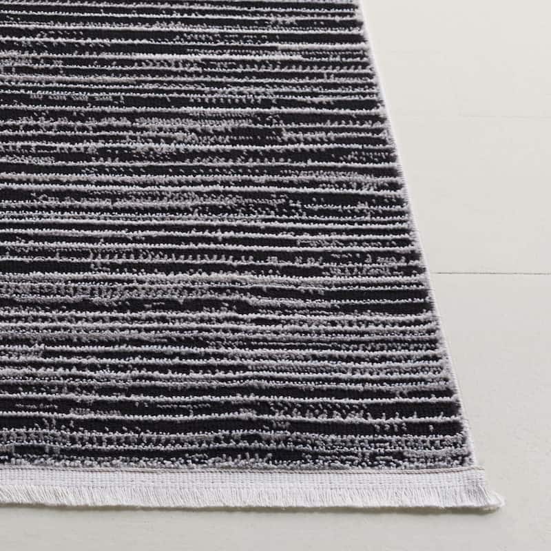 SAFAVIEH Mila Hansina Modern & Contemporary Rug