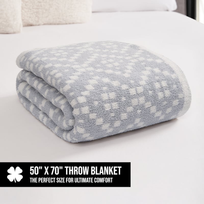 Lucky Brand Diamond Dot Throws Feather Yarn 50" x 70" Throw Blanket