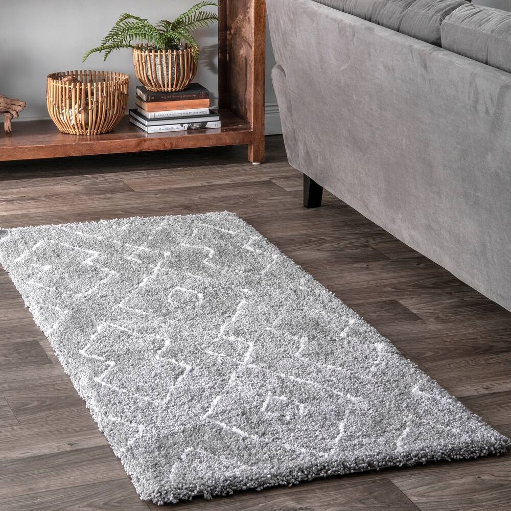 Nuloom Willow Contemporary Diamond Shag Area Rug