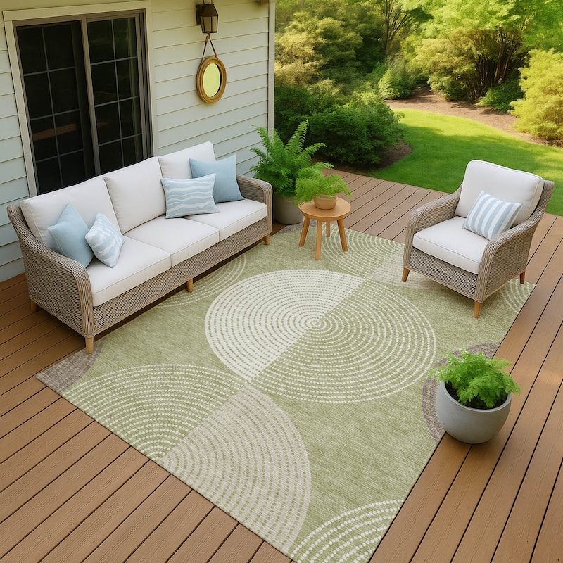 Machine Washable Indoor/ Outdoor Casual Circles Chantille Rug - Aloe - 5' x 7'6"