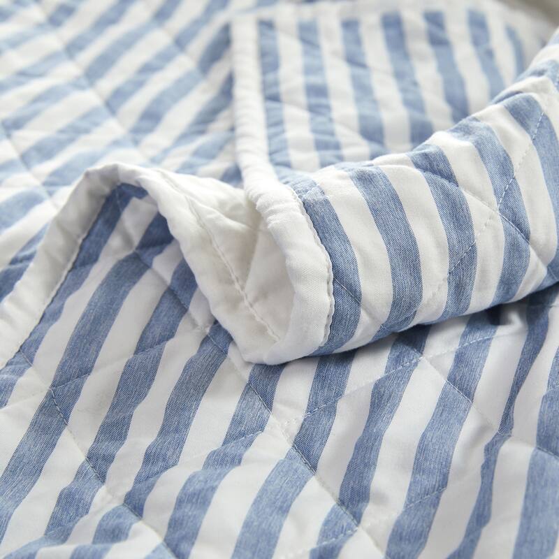 Wonderful 5 Piece Striped Coverlet Set