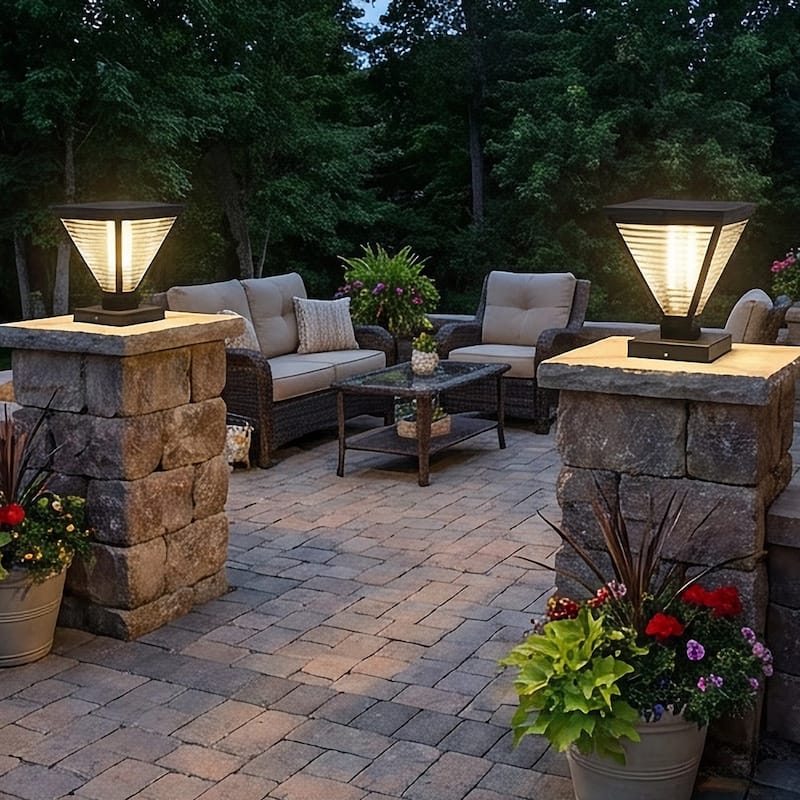 10 in Solar Powered LED Post Cap Light