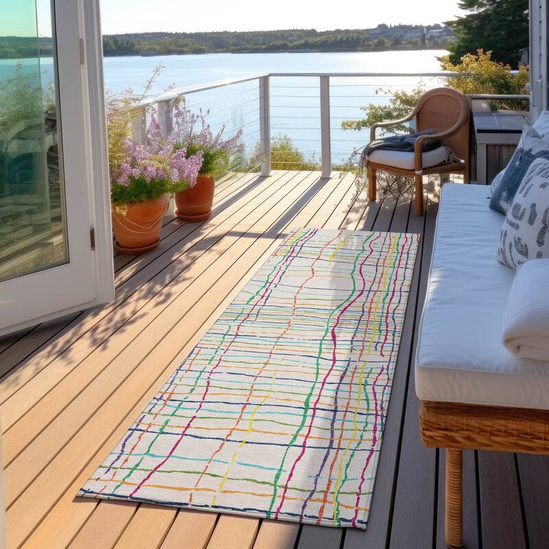 Machine Washable Indoor/ Outdoor Modern Century Chantille Rug