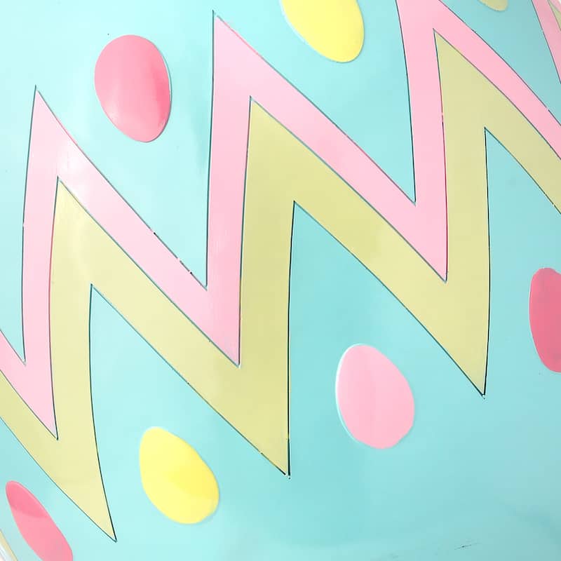 18.25" Resin Outdoor Easter Egg