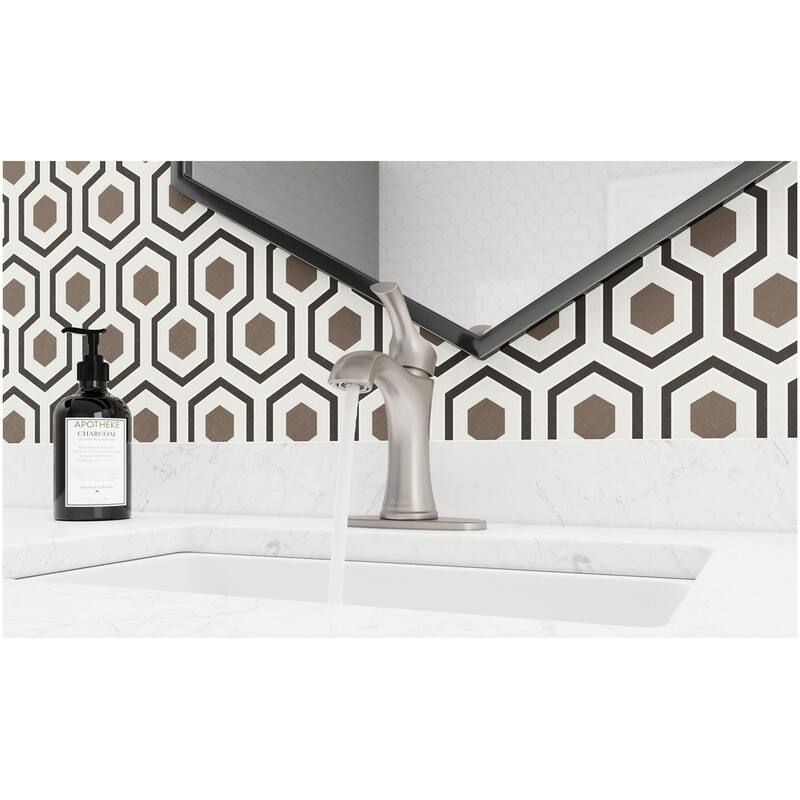 Pfister LG42-WD0 Woodbury 1.2 GPM Single Hole Bathroom Faucet with