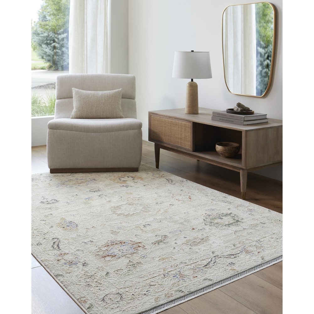 Livabliss Rivaldo Traditional Damask Area Rug