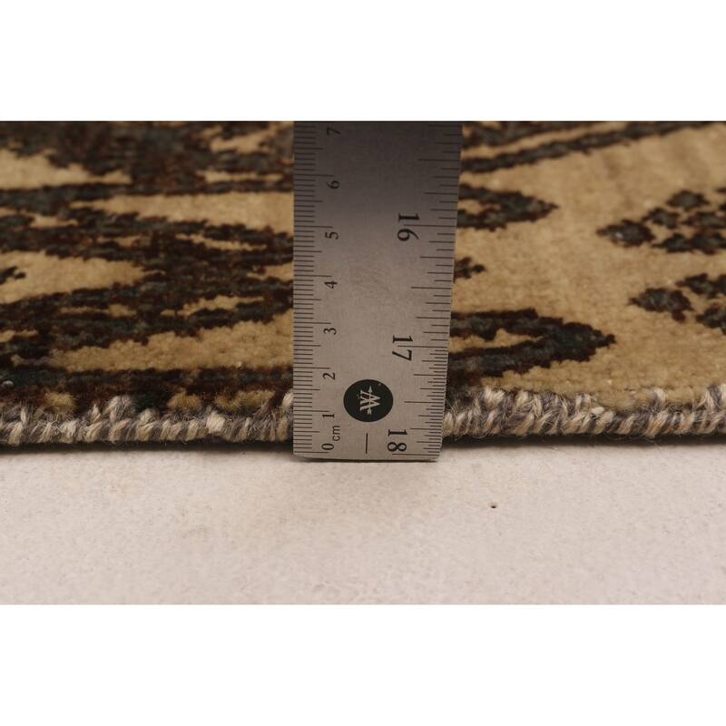 ECARPETGALLERY Hand-knotted Peshawar Ziegler Khaki Wool Rug - 5'1 x 7'3