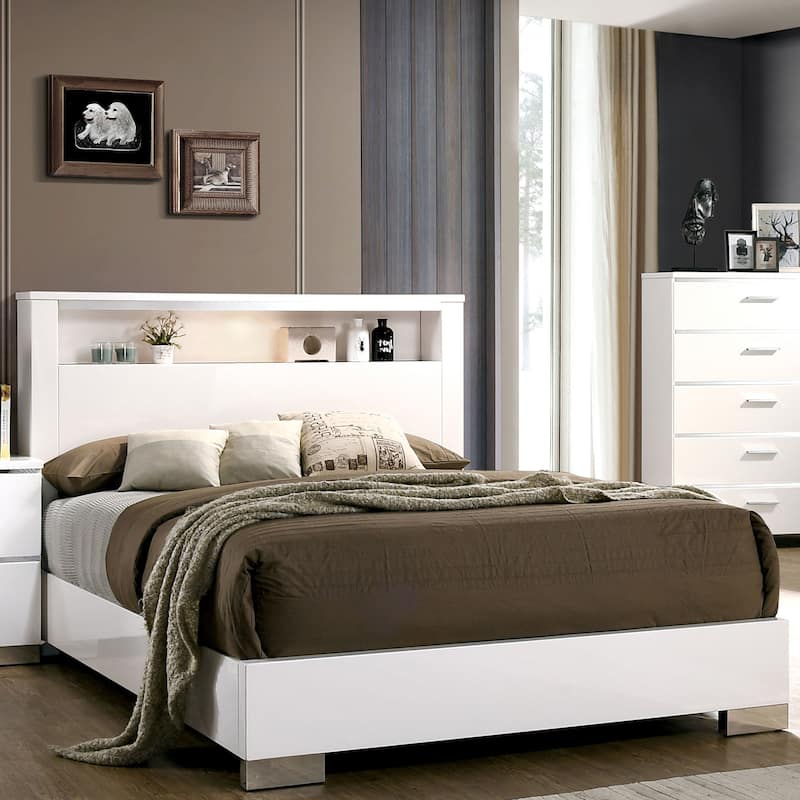Champs Contemporary Queen Solid Wood 3-Piece Storage Panel Bedroom Set with USB Port by Furniture of America