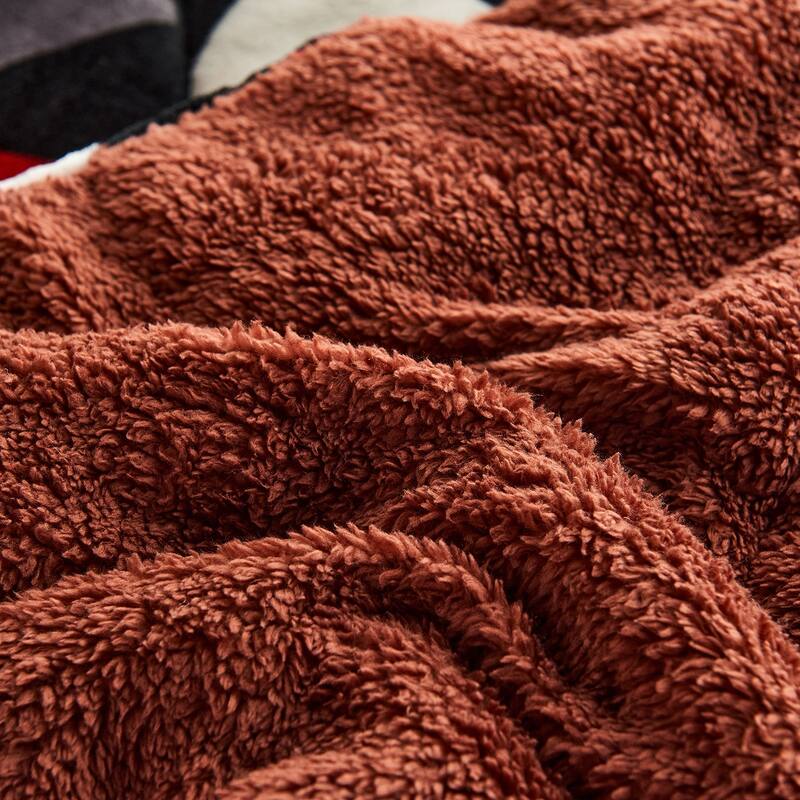 3 piece Fleece/ Sherpa Comforter Set