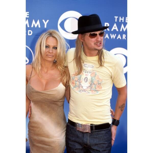 Shop Pamela Anderson And Kid Rock At 2002 Grammy Awards La Ca 2272002 By Robert Hepler Celebrity Overstock 24411258