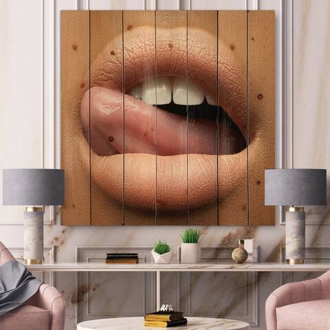 Designart 'Beautiful Dark Skinned Female Lips With Tongue' Modern Print on Natural Pine Wood