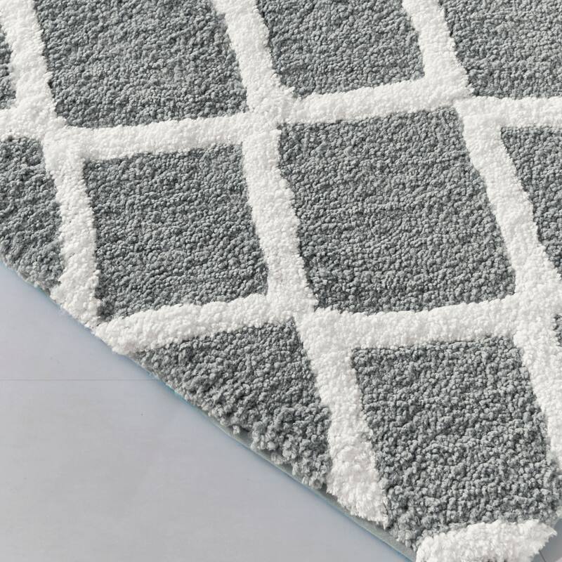 Madison Park Renu Reversible High Pile Tufted Bath Rug