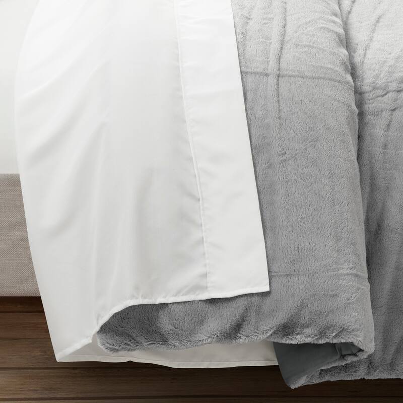 Lush Decor Modern Solid Ultra Soft Faux Fur Light Weight All Season Comforter Set