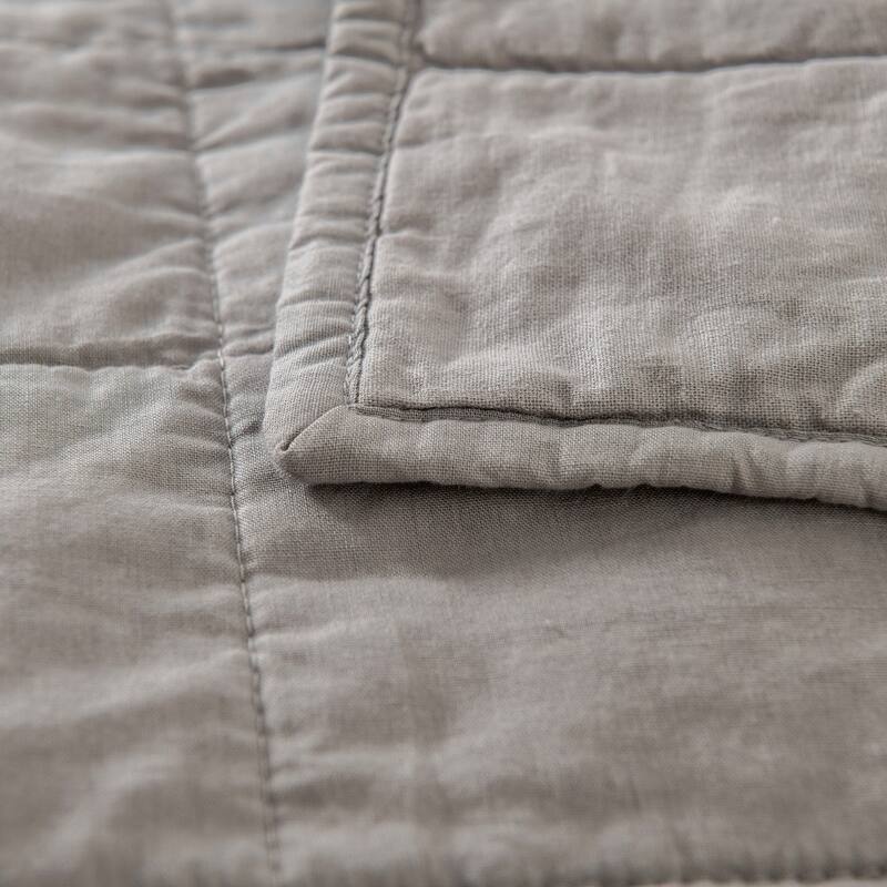 WHOLINENS Box Stitch Stone Washed Linen Blend Quilt & Pillow Shams Set