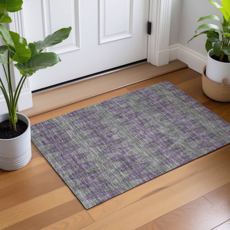 Machine Washable Indoor/ Outdoor Modern Zeke Chantille Rug