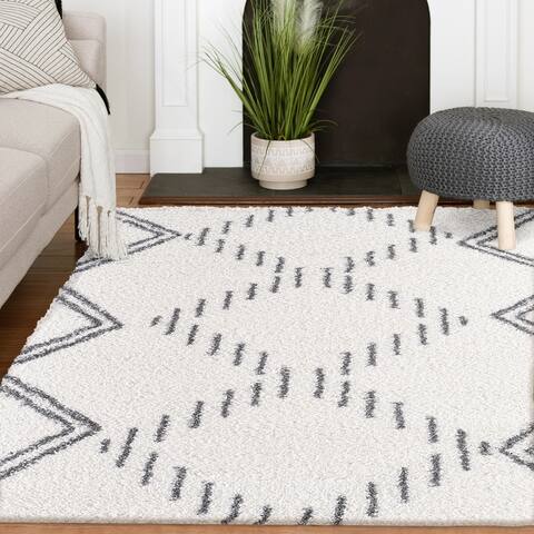 Loomaknoti Malixia Aislyn Cream Area Rug