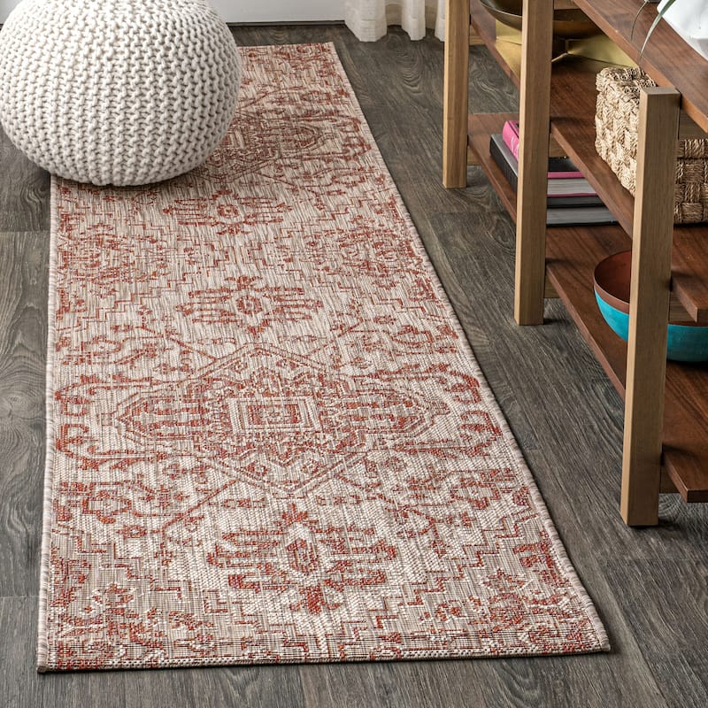 JONATHAN Y Charleston Medallion Indoor/Outdoor Area Rug - 2 X 10 - Red/Taupe