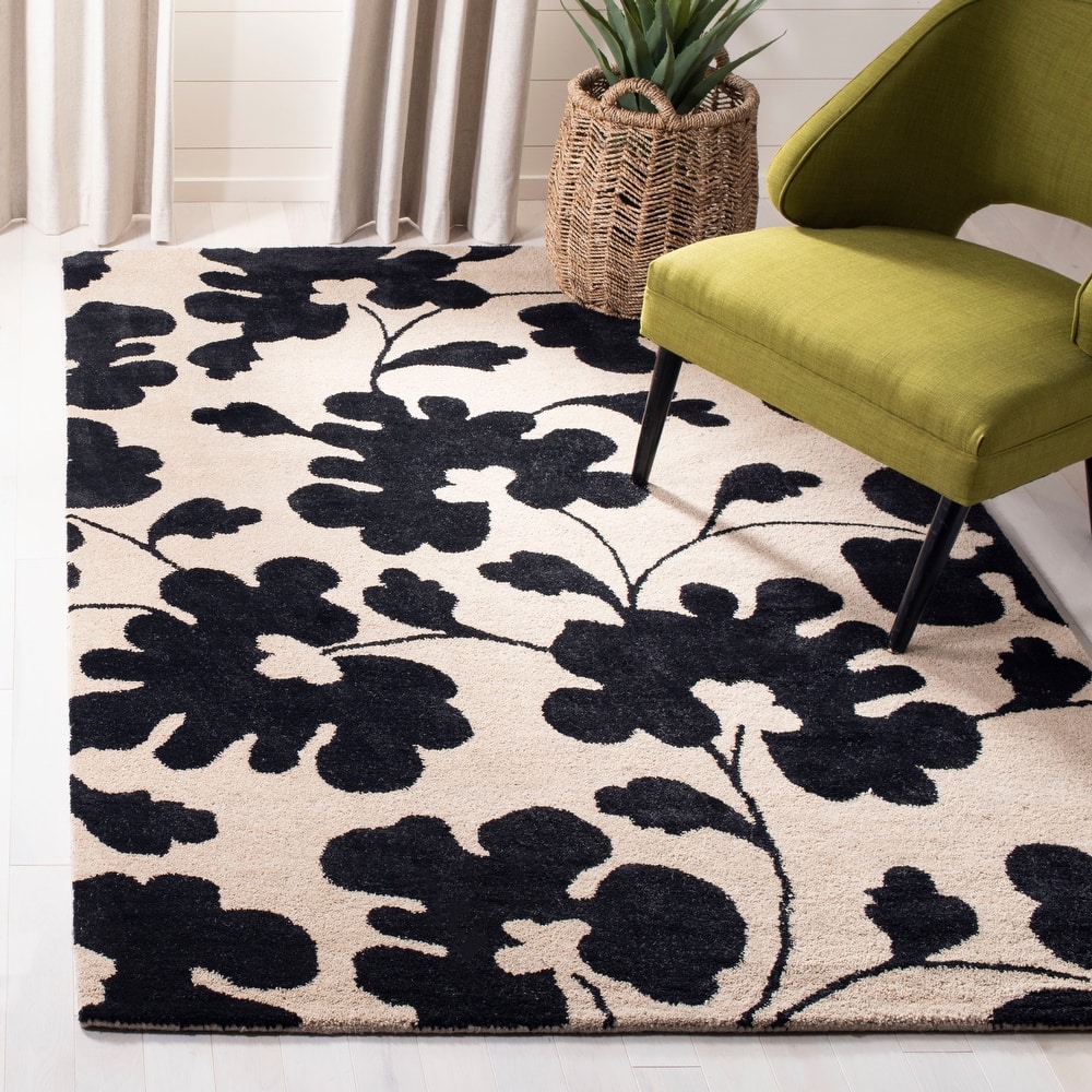 SAFAVIEH Handmade Soho Kaylyn Floral N.Z. Wool Rug