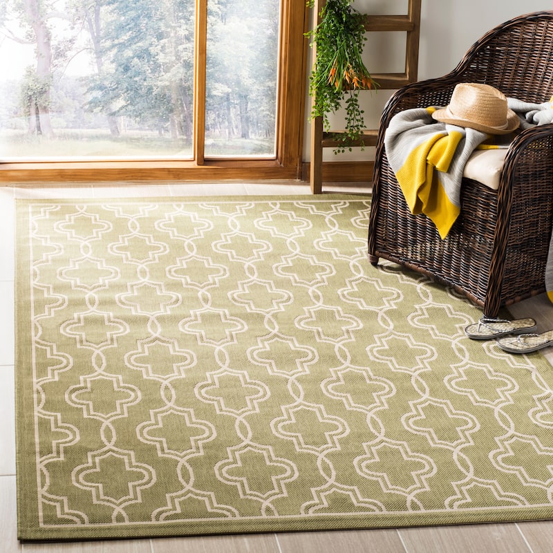 Martha Stewart by SAFAVIEH Marjanca Indoor/ Outdoor Waterproof Rug - 6'7" x 9'6" - Green/Beige