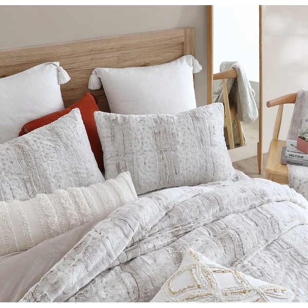 Snow white comforter on sale