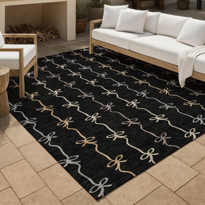 Machine Washable Indoor/ Outdoor Modern Bow Stripe Chantille Rug - Black - 5' x 7'6"