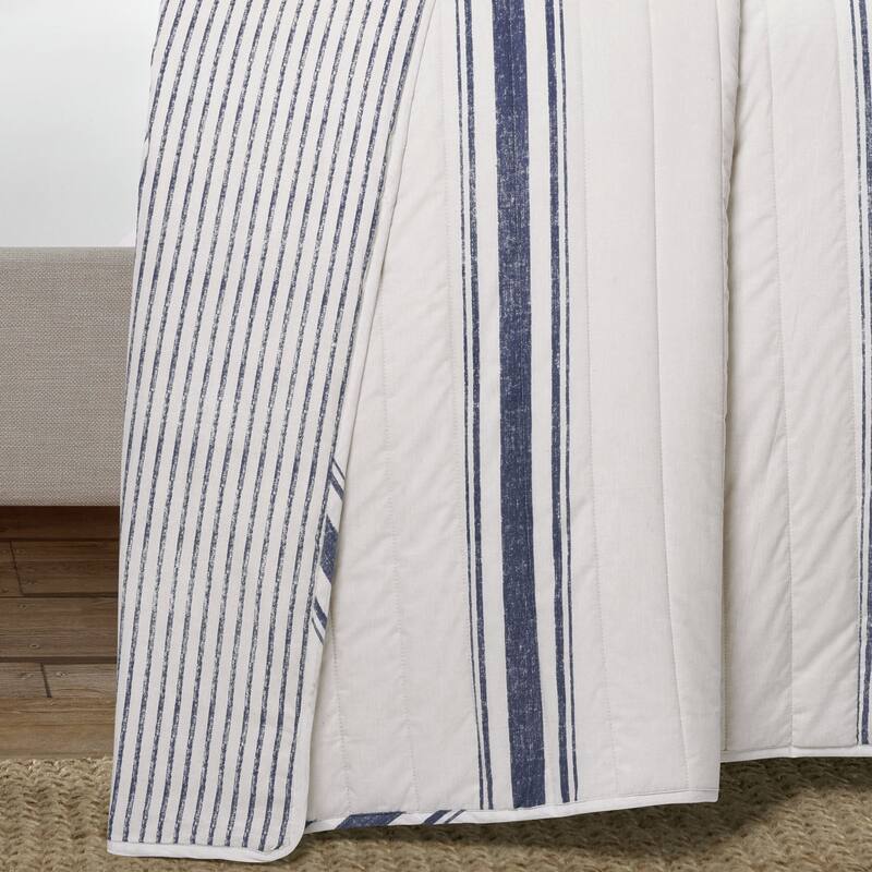 Lush Decor Farmhouse Stripe 3 Piece Quilt Set
