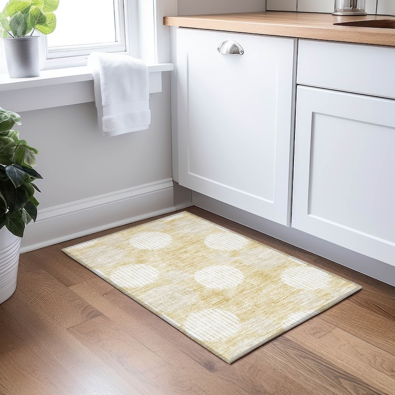 Machine Washable Indoor/ Outdoor Chantille Contemporary Dotty Rug