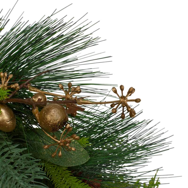 Leaves Berry and Cedar Artificial Christmas Wreath - 20-Inch Unlit - 20"