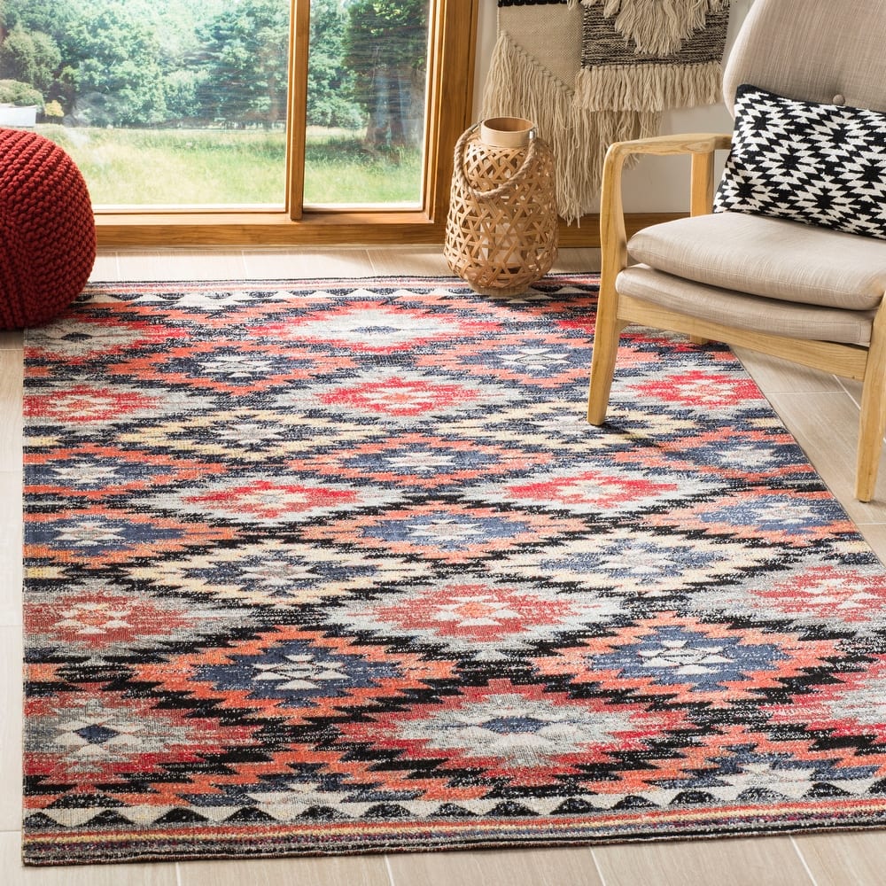 SAFAVIEH Montage Eithne Indoor/ Outdoor Waterproof Patio Backyard Rug