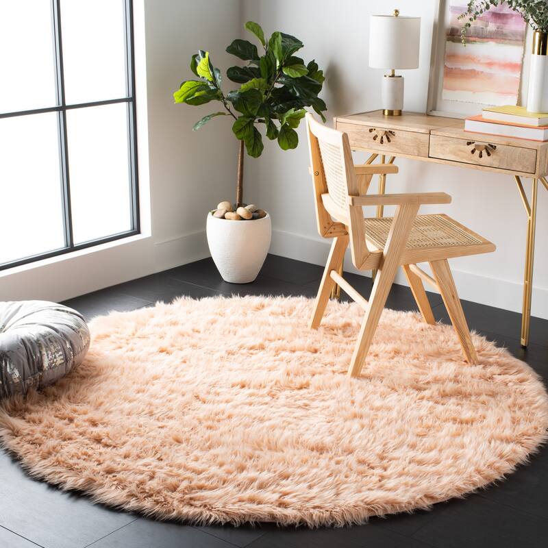 SAFAVIEH Faux Sheep Skin Alexandria 2.4-inch Thick Rug