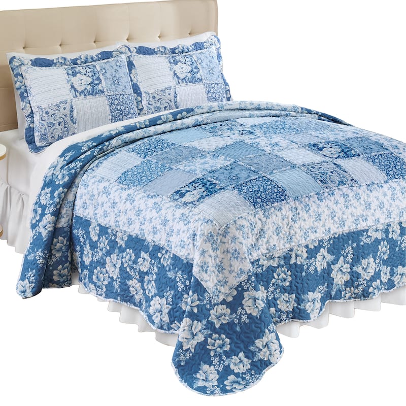 Eden Floral Patchwork Scalloped Edge Quilt