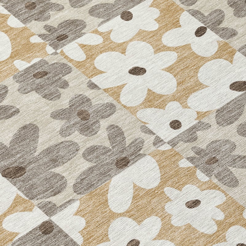 Machine Washable Indoor/ Outdoor Floral Krissy Chantille Rug