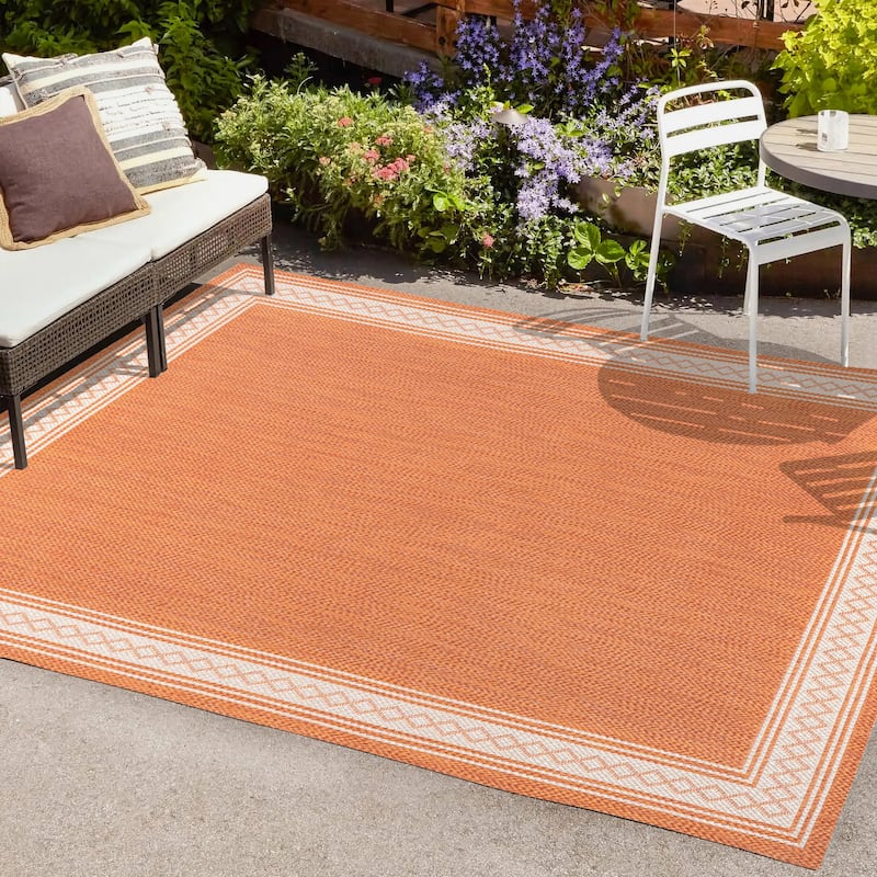 JONATHAN Y Havana Classic Diamond Border Indoor/Outdoor Area Rug