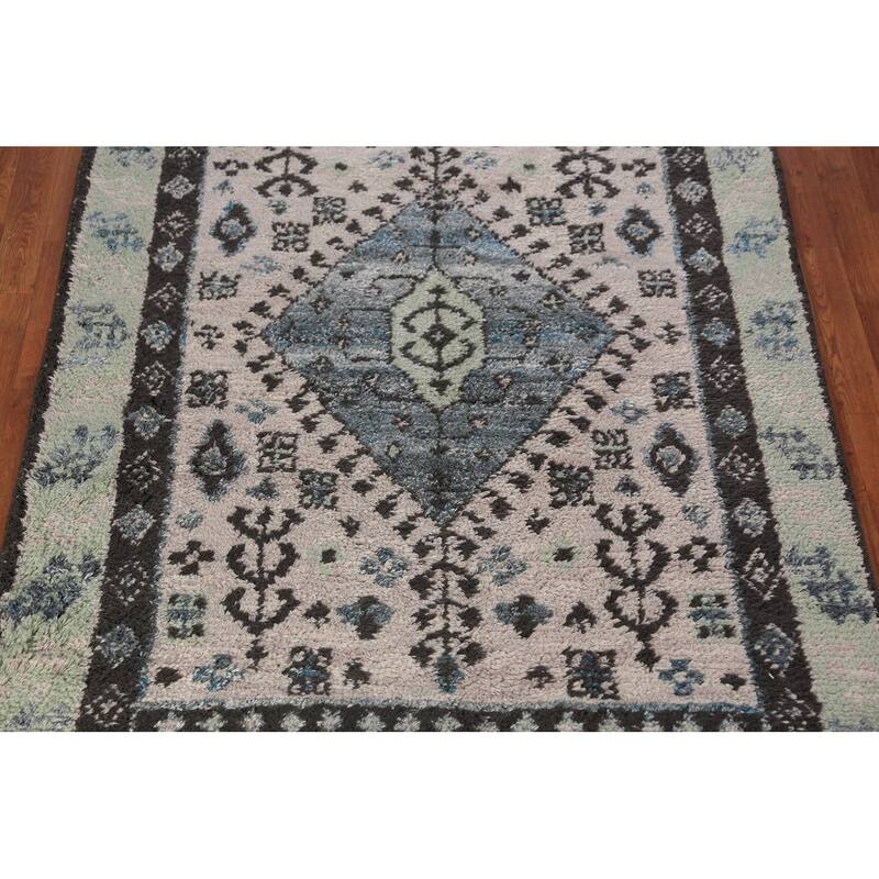 Geometric Plush Moroccan Shaggy Rug Hand-Knotted Wool Carpet - 4'11" x 8'3"