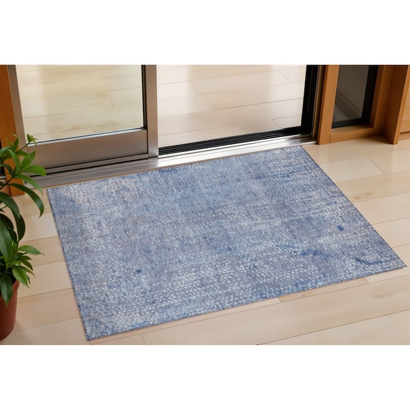 HomeRoots Abstract Transitional Rectangle Outdoor Rug - 3' x 5'