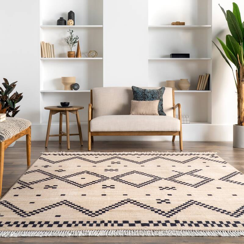 Nuloom Ivory Contemporary Cabin Chevron Moroccan Tassel Area Rug