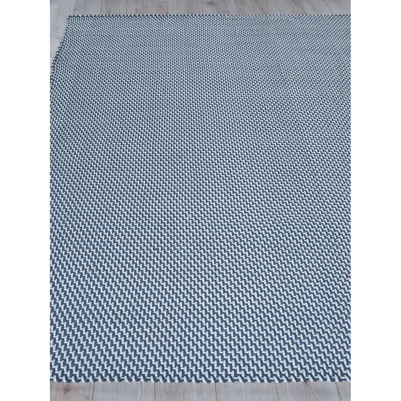 EXQUISITE RUGS Harbor Indoor/Outdoor Handwoven Polypropylene White/Grey Area Rug.